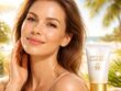 découvrez comment une crème solaire anti-âge protège votre peau tout en prévenant les signes du vieillissement pour une peau saine et éclatante.